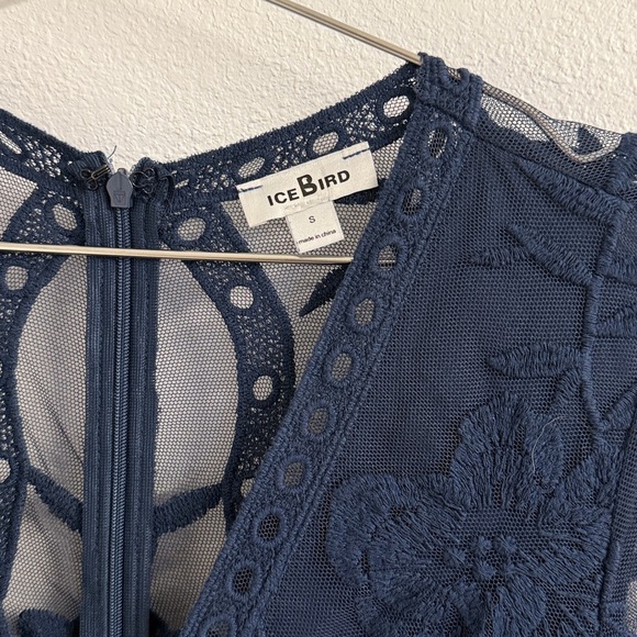 IceBird simple serenity lace maxi dress size small - Picture 4 of 13